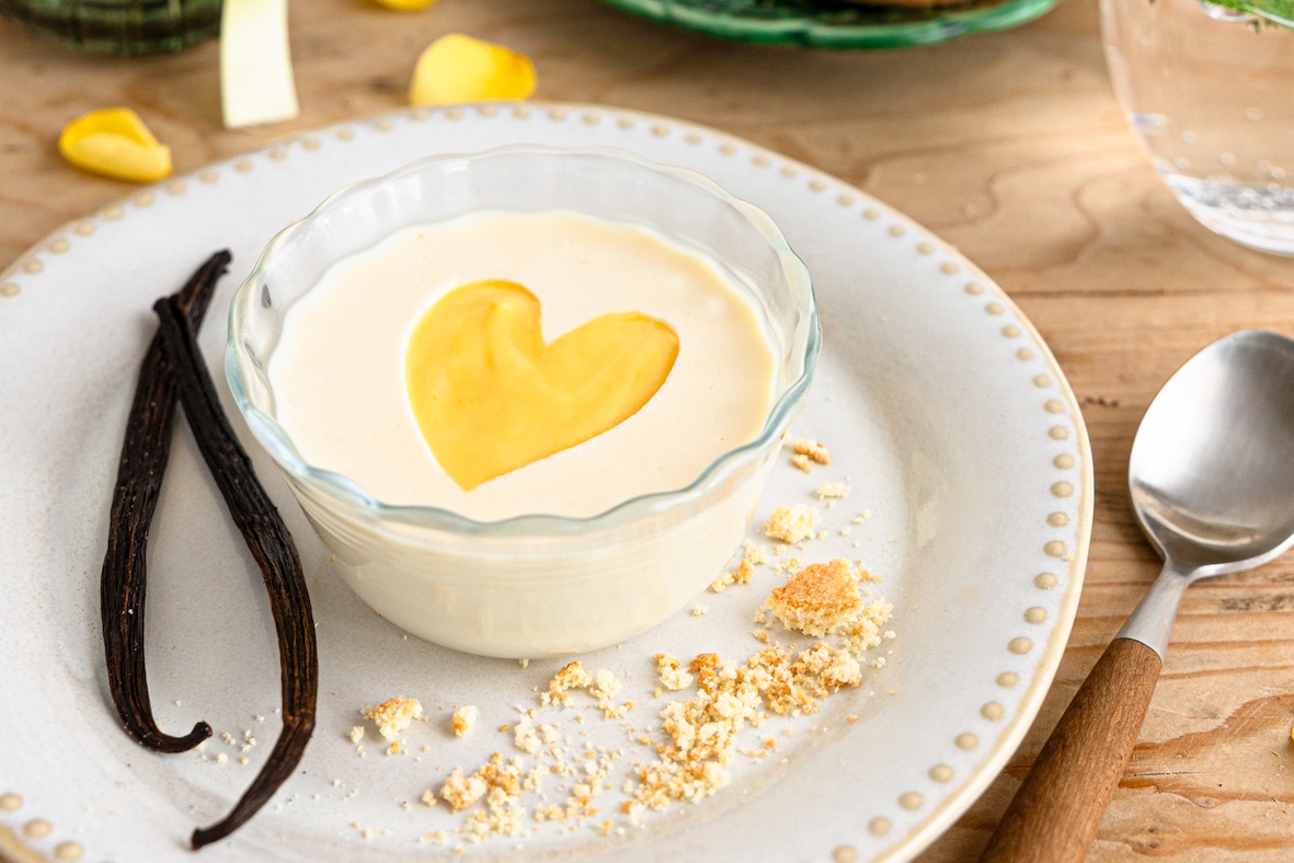 Panna cotta cœur fruits exotiques