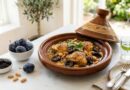 Tajine de poulet aux prunes et amandes